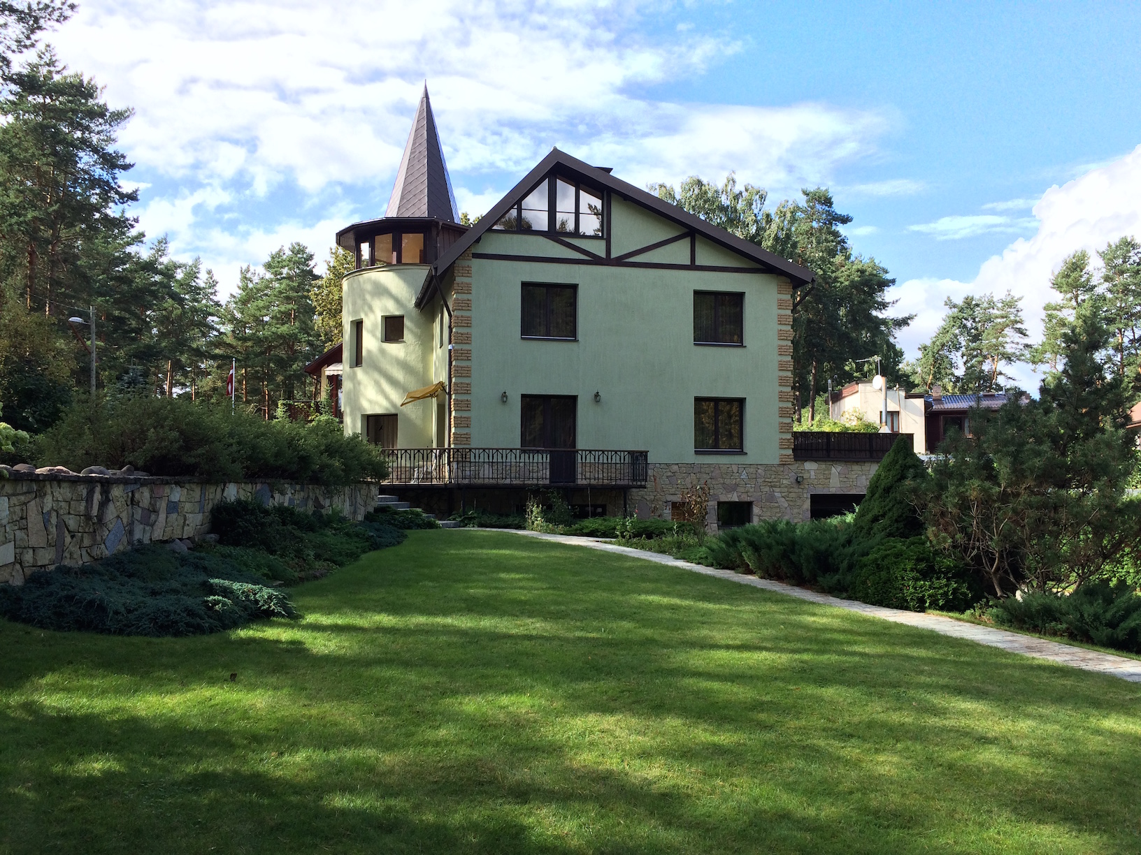 House in Bergi for sale